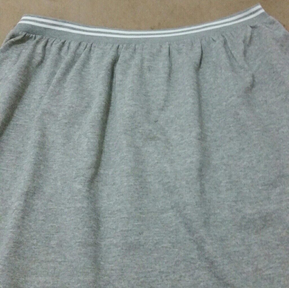 Athletic/Short Grey/White Skirt