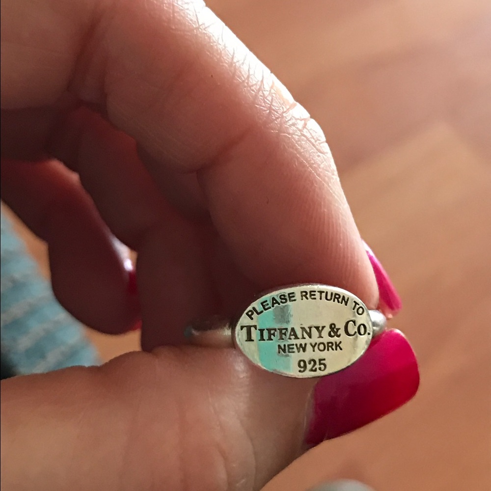 Authentic Tiffany & Co. oval ring