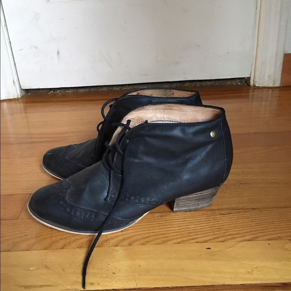 ModCloth boots - Picture 3 of 4