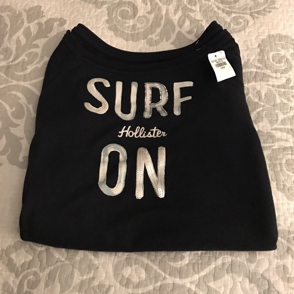 NWT Hollister Sweatshirt in size-L,Color--Navy - Picture 4 of 4