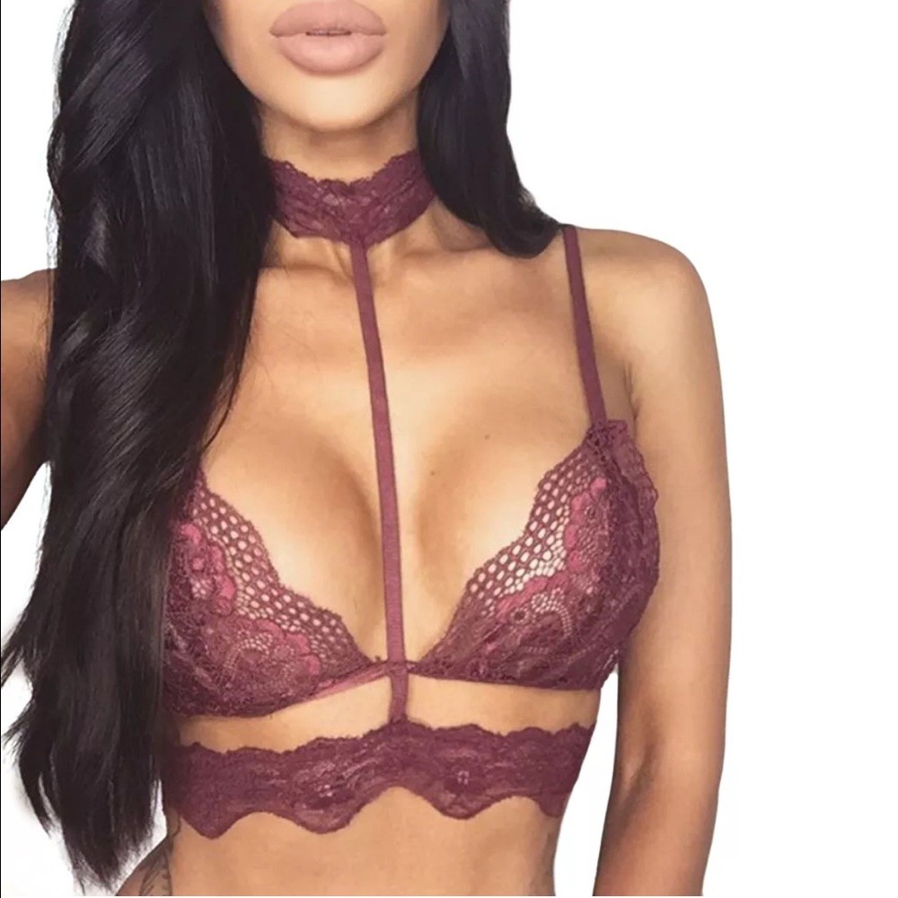 Lace bralette choker