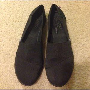 Black memory foam Bobs