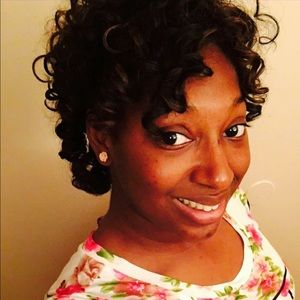 Meet your Posher, Kierra