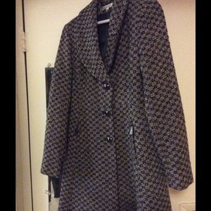 Brand new Kenneth Cole women's peacoat