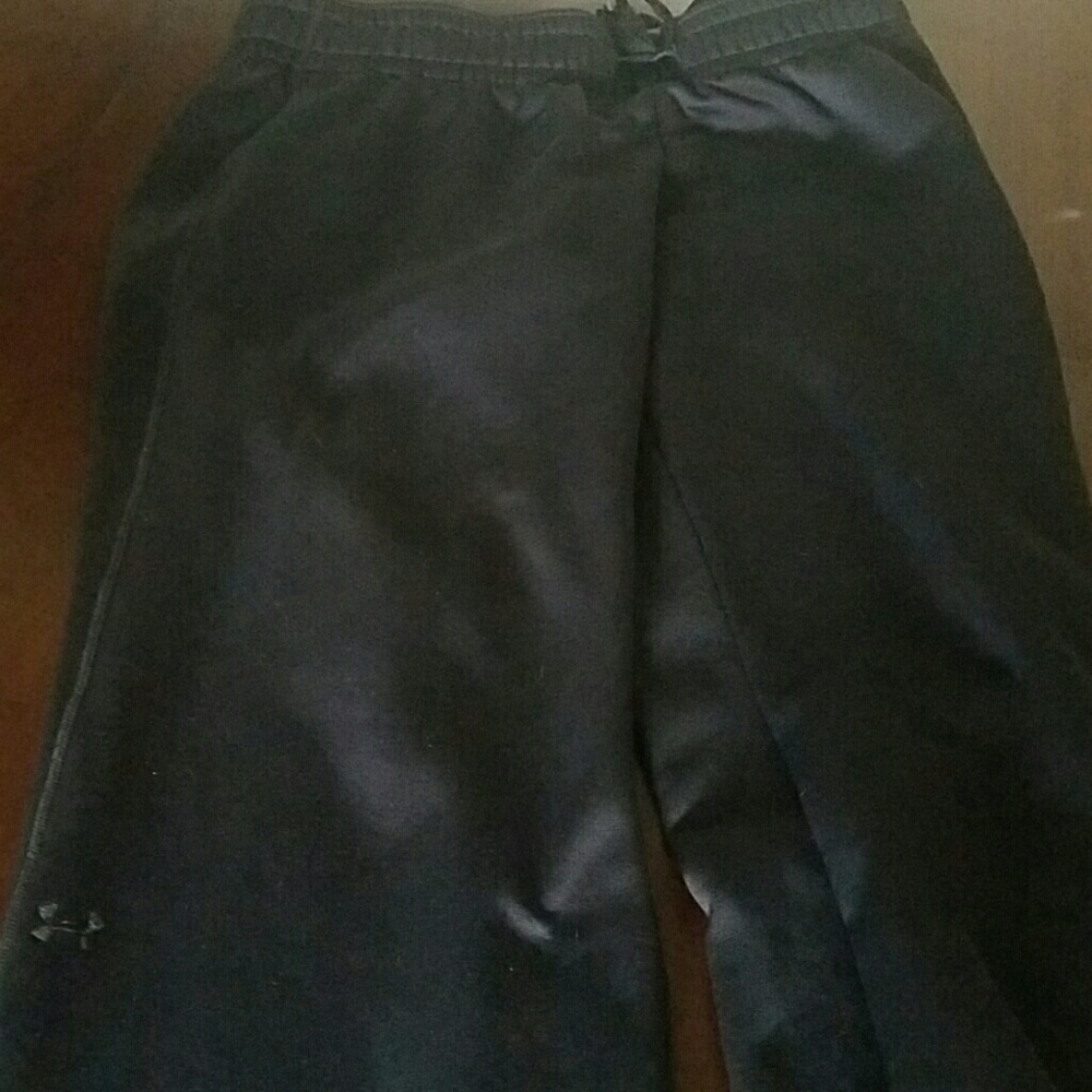 UA storm fleece sweatpants
