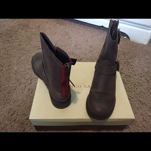 Steve Madden leather boots