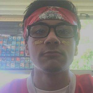 Meet your Posher, Jonathan