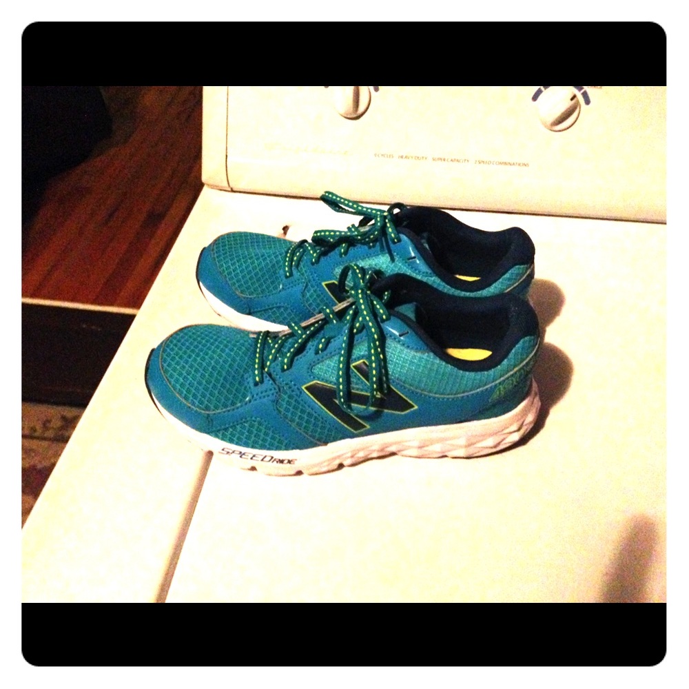 New balance shoes