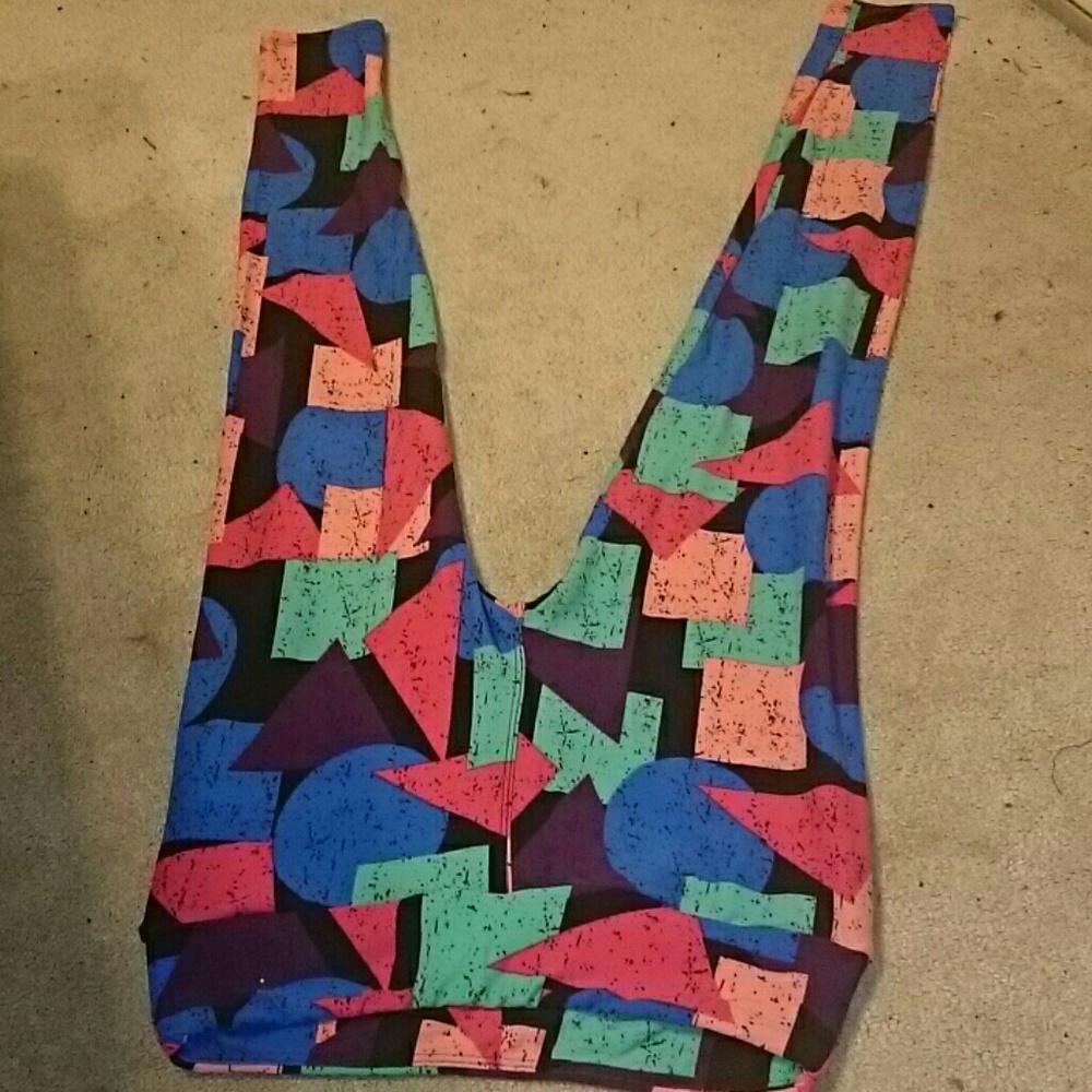 OS (one size) leggings with geometric pattern