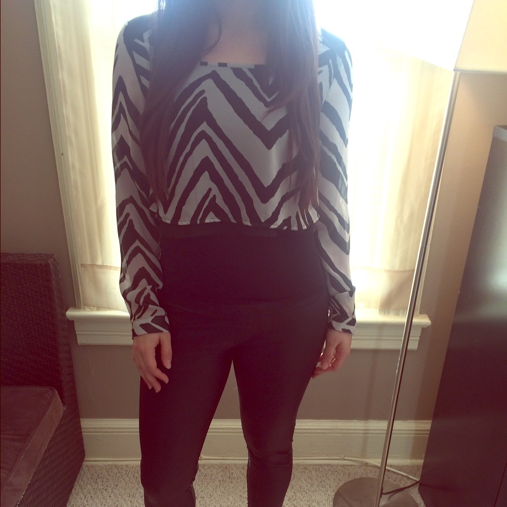 Vintage Havana zebra crop blouse - Picture 2 of 4