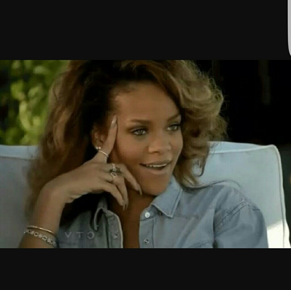 Meet your Posher, April