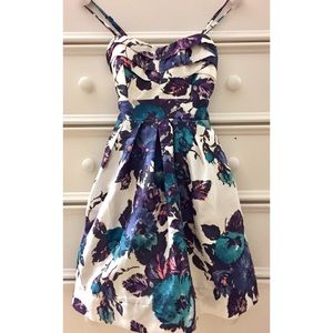 Retro Style Floral Print Swing Dress