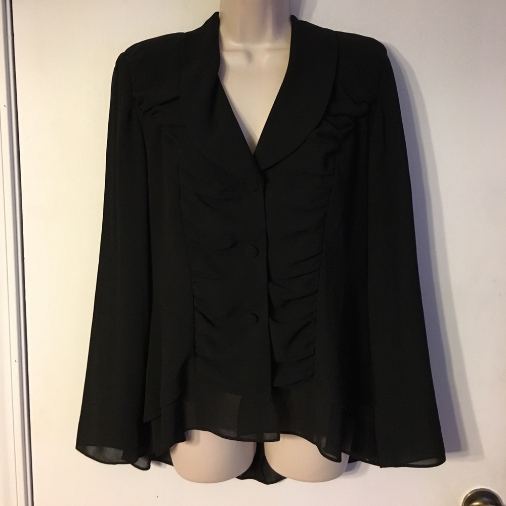 Yves st. Clair Sz 10 black blouse or thin jacket