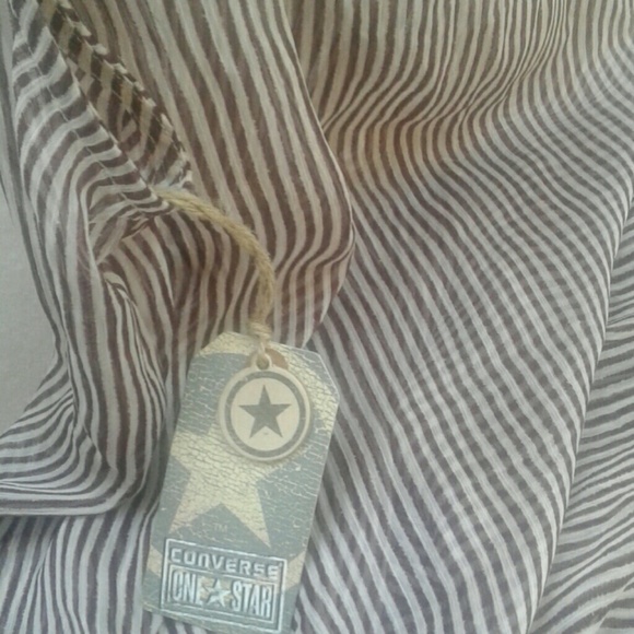 Converse Wine Striped Top - Picture 3 of 4