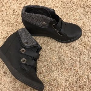 Hidden wedge booties