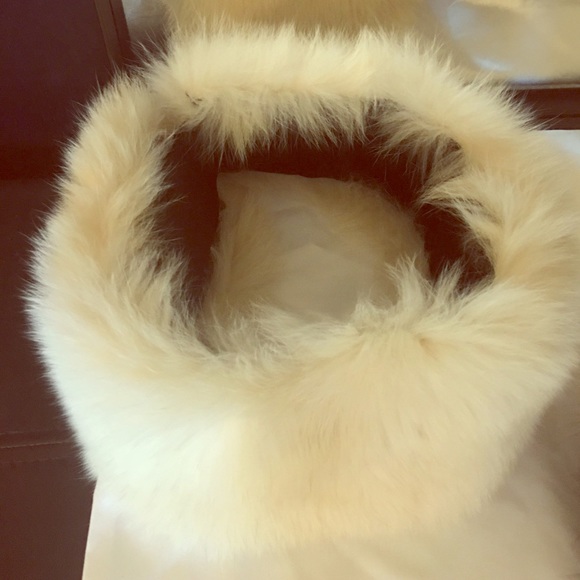 Genuine vintage Fur head muffs. - Picture 3 of 5