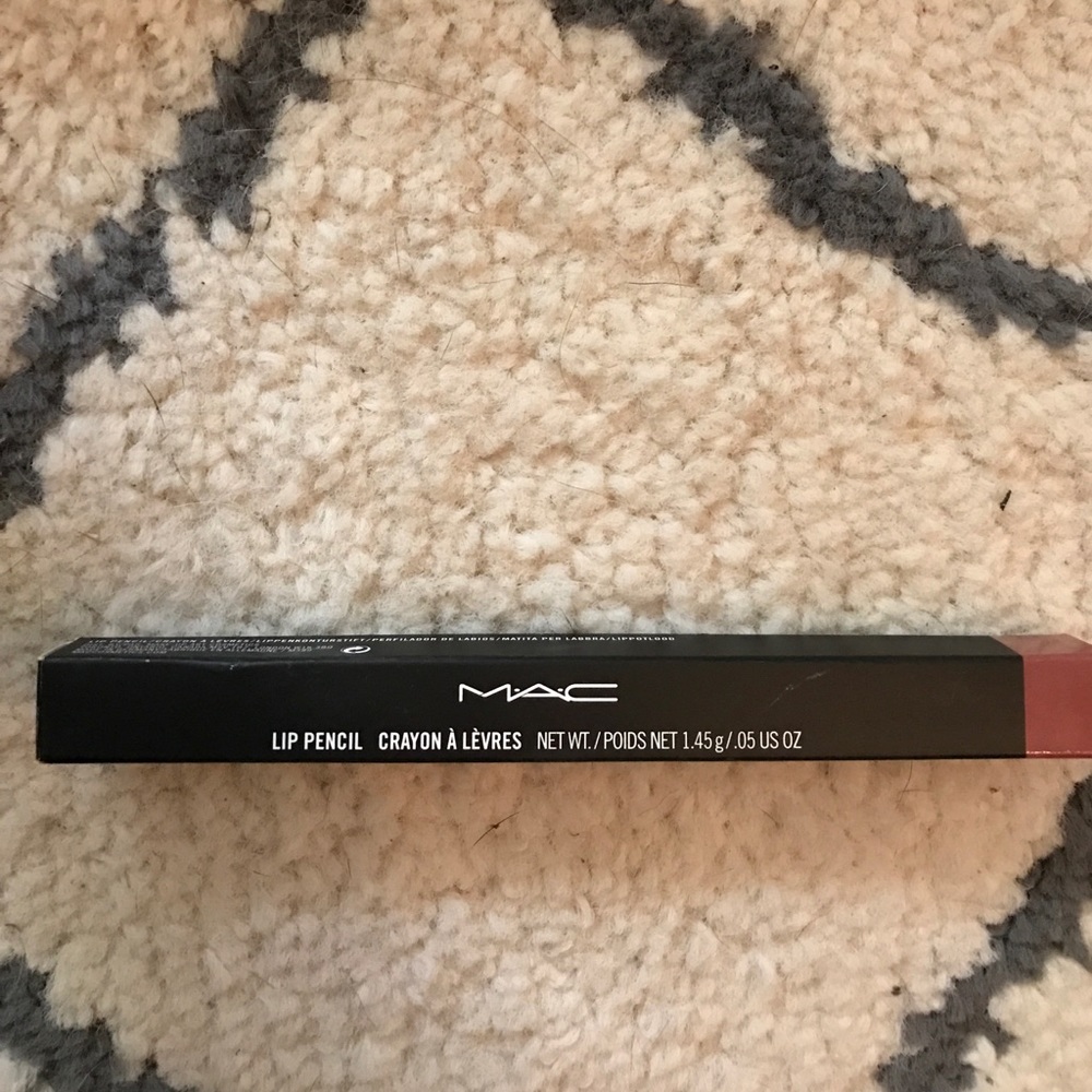 Mac lip pencil "whirl" Never Used