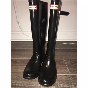 NWOT Hunter Boots I'LL PAY FOR SHIPPING
