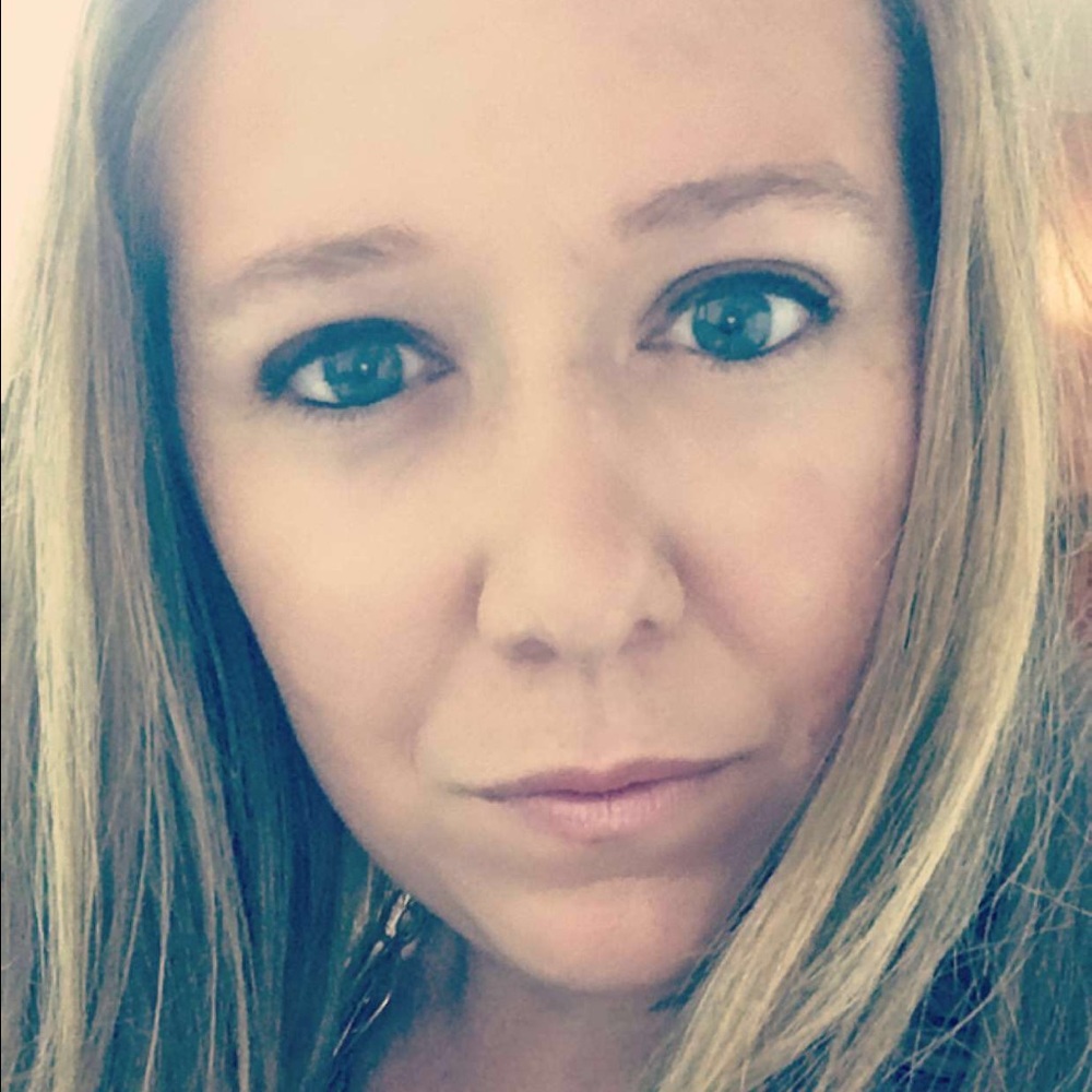 Meet your Posher, Bobbi
