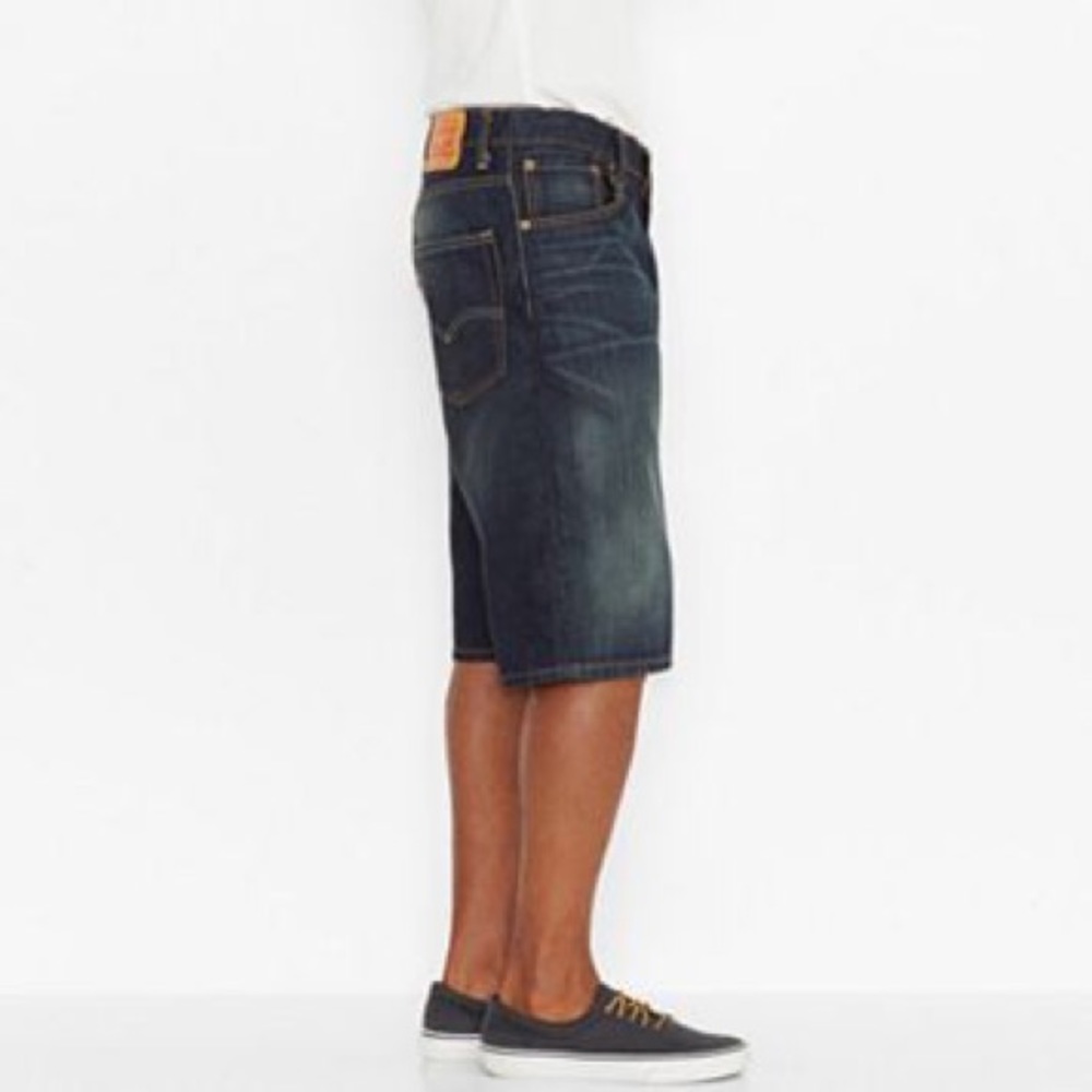 Men's Denim Levi Shorts ( Last Pair) - Picture 4 of 4