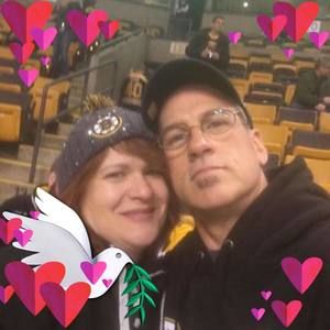 Meet your Posher, Larissa