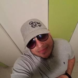 Meet your Posher, Esteban