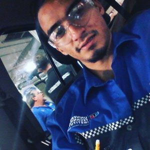 Meet your Posher, Dominic