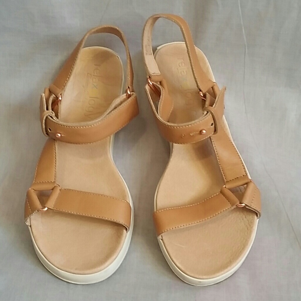 TOMMY BAHAMAS SANDALS Tan 8B Leather