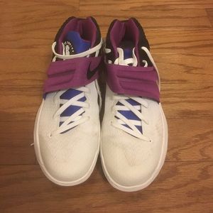 Kyrie Irving Basketball Shoes