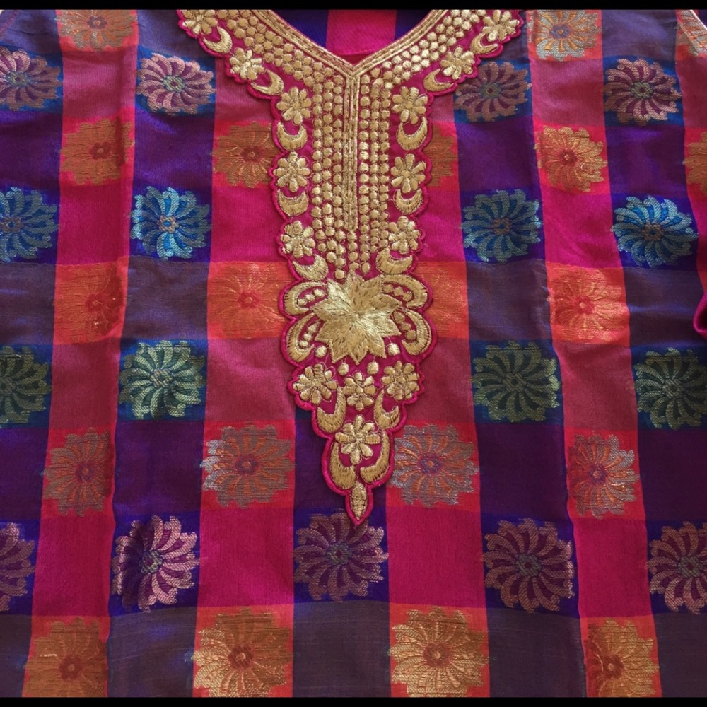 SOLD! Beautiful Wedding Party celebration attire