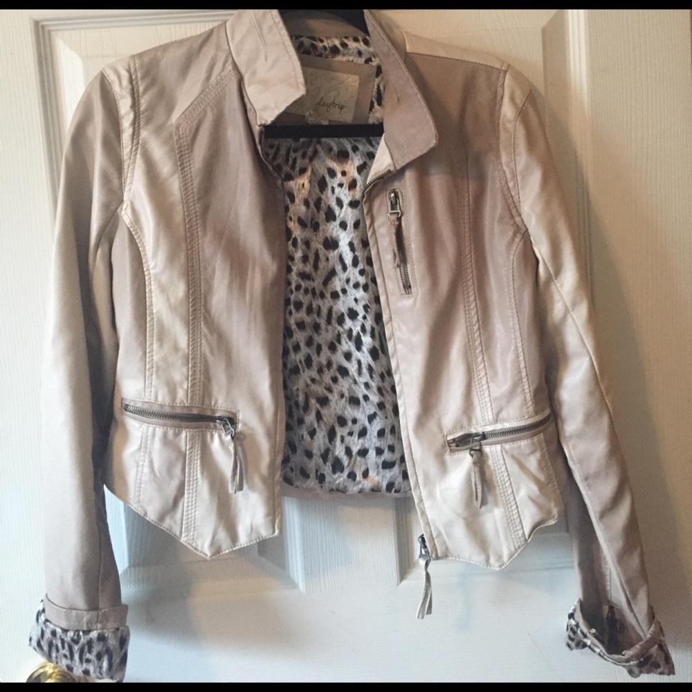 Daytrip jacket