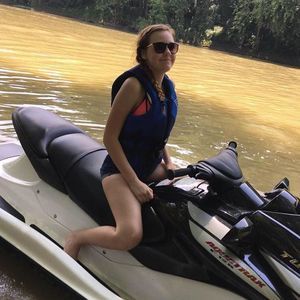 Meet your Posher, Chloe