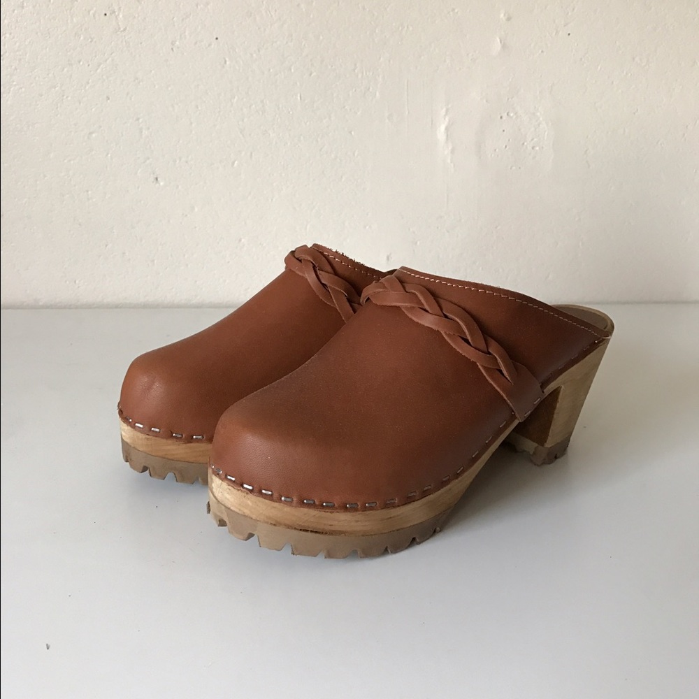 MIA 'Elsa' Clogs (NWOT)