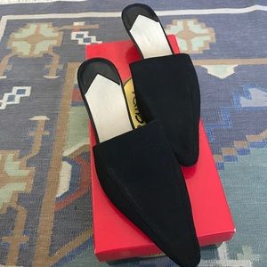 Black dressy 1/2 inch flats by Talbots