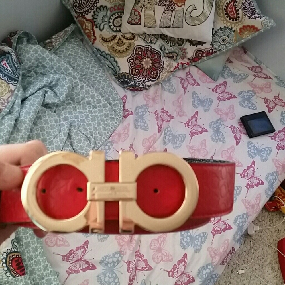 Ferragamo belt size 125cm