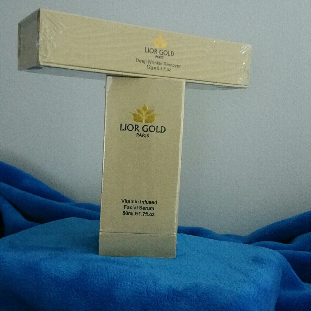 SOLD!!!Lior Gold Facial Serum/Deep Wrinkle Remover