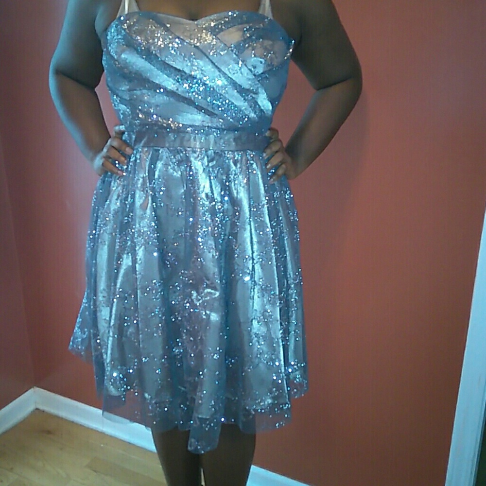 Hailey Adrianna Papell Dress