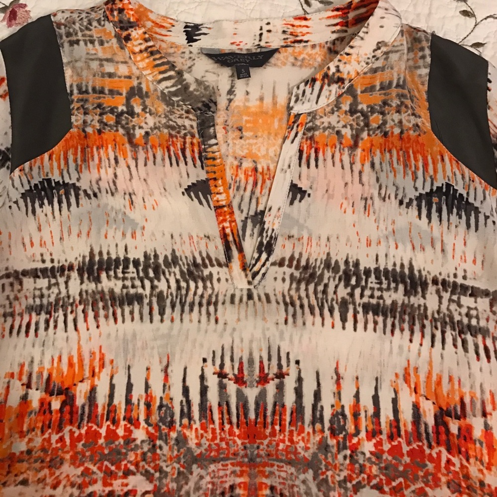 Waverly Grey 100% Silk blouse - Picture 2 of 4