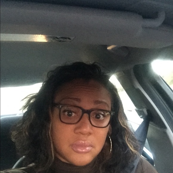 Meet your Posher, Kyra - Picture 1 of 1