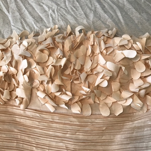 Cream strapless dress - Picture 3 of 6