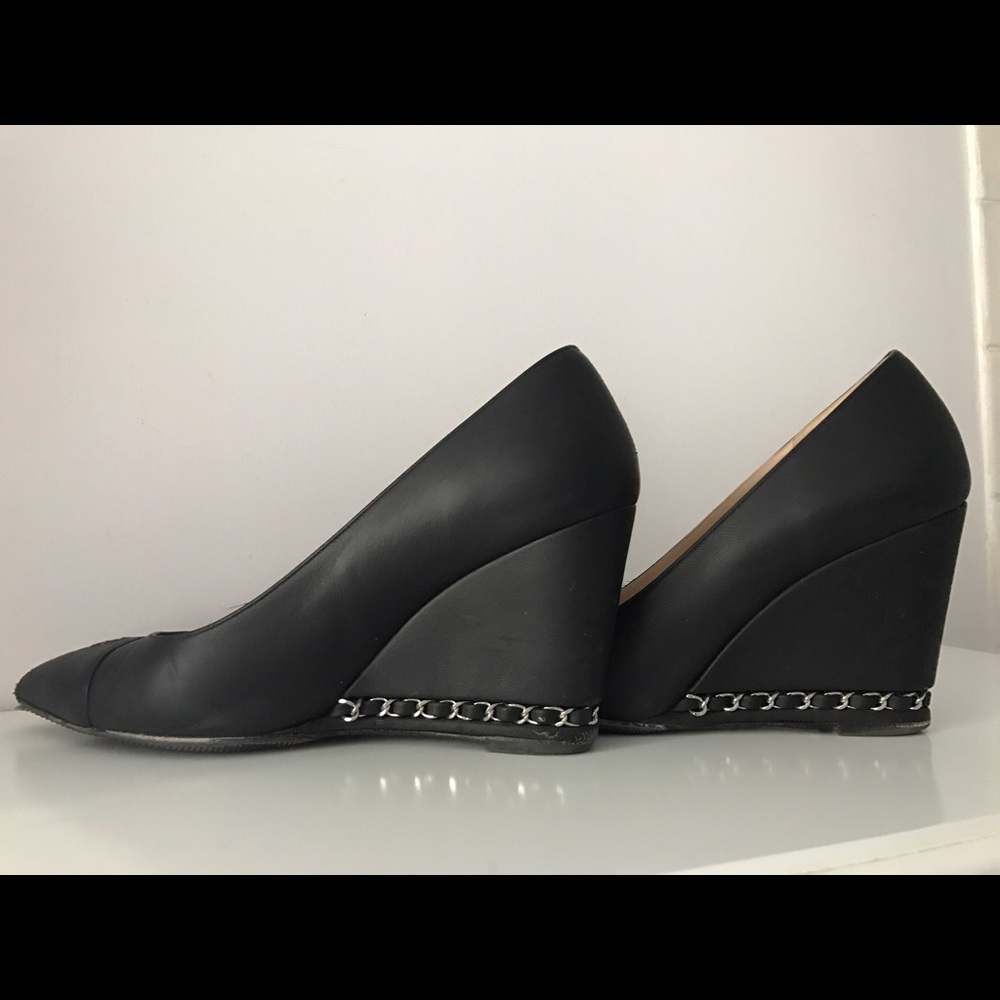 Chanel leather wedges