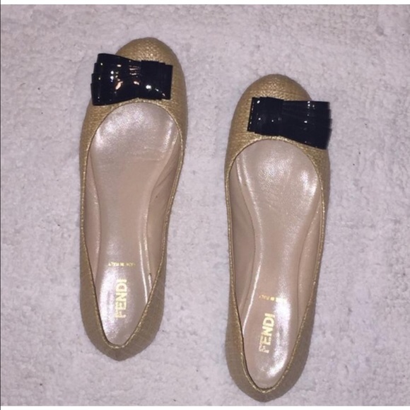 Fendi 😍 Authentic - Picture 2 of 10