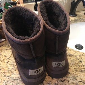 KIDS 4 BROWN MEDIUM UGGS