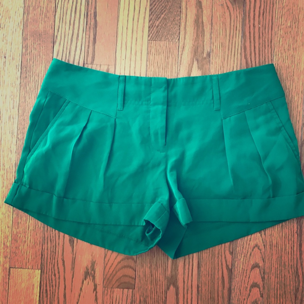 Silky dress shorts