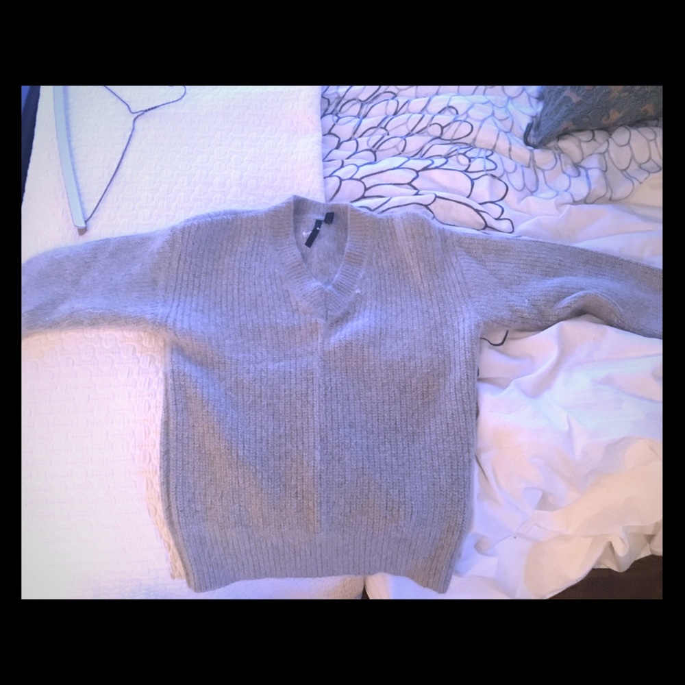 Top shop wool sweater size 4