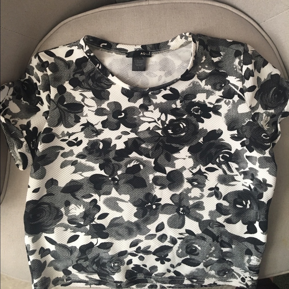 AQUA black and white floral crop top