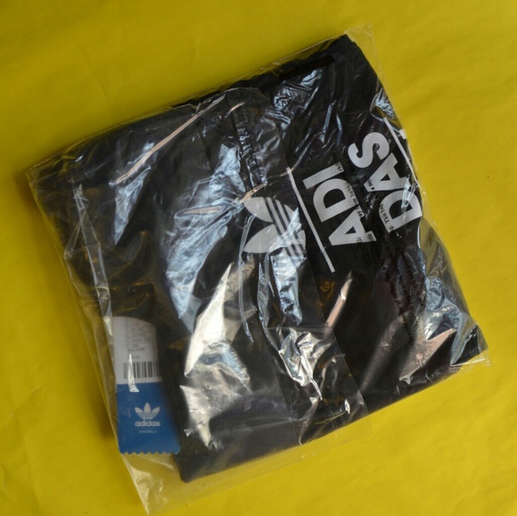 Adidas Originals Boyfriend T Tee Shirt NWT New - Picture 6 of 6