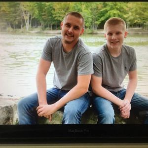 Meet your Posher, Joshua