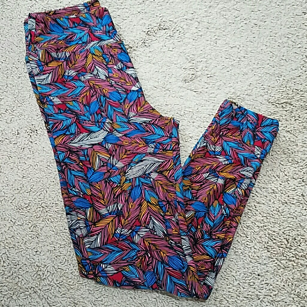 Feather Lularoe leggings