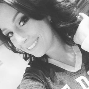 Meet your Posher, Cassandra